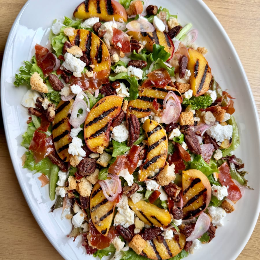Grilled peach salad